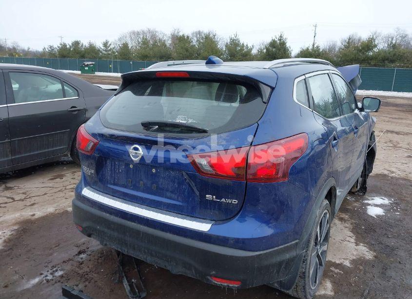 Photo 4 of 2018 Nissan Rogue SPORT SL (VIN JN1BJ1CR6JW293250)