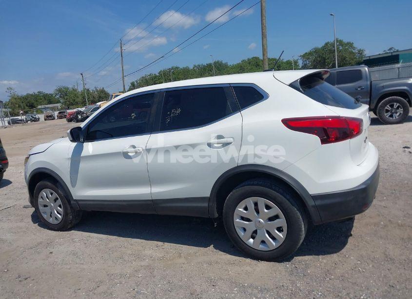Photo 14 of 2019 Nissan Rogue SPORT S (VIN JN1BJ1CR6KW330198)