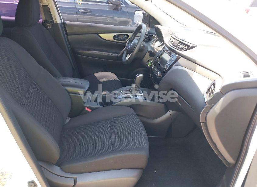 Photo 5 of 2019 Nissan Rogue SPORT S (VIN JN1BJ1CR6KW330198)