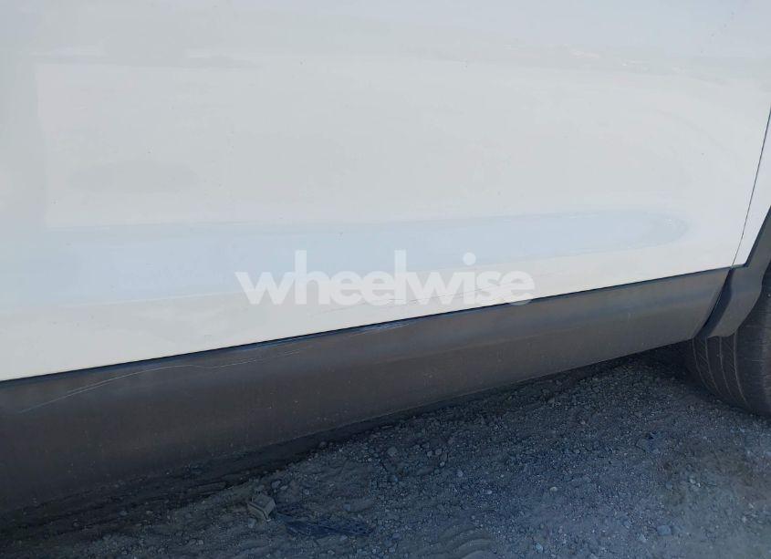 Photo 6 of 2019 Nissan Rogue SPORT S (VIN JN1BJ1CR6KW330198)