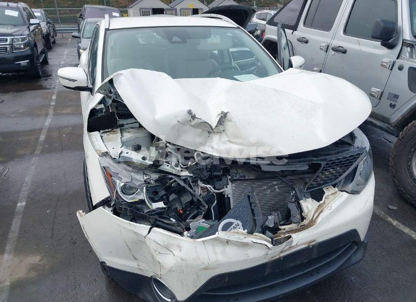 Photo 6 of 2019 Nissan Rogue SPORT SV (VIN JN1BJ1CR6KW334347)