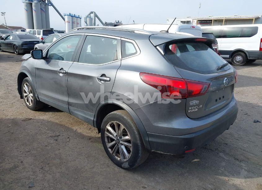 Photo 3 of 2019 Nissan Rogue SPORT SV (VIN JN1BJ1CR6KW353027)