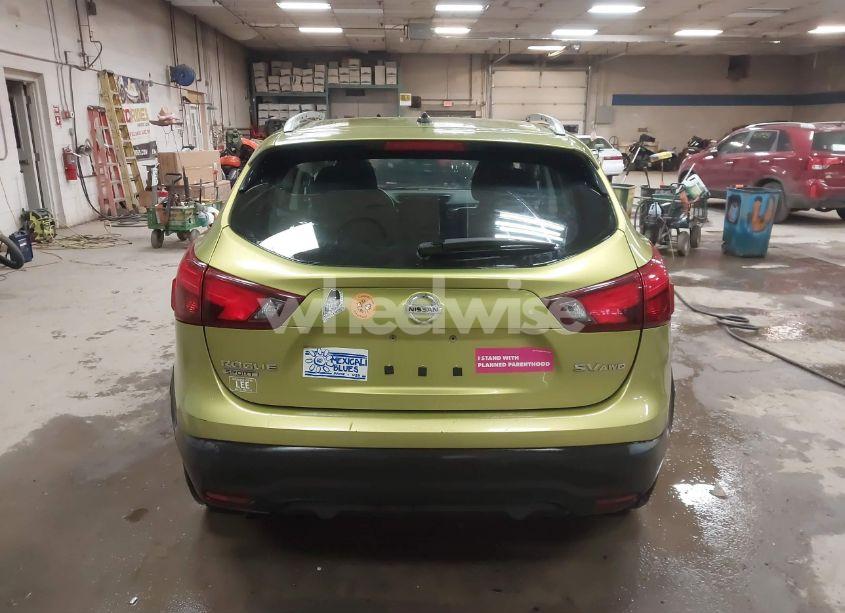 Photo 16 of 2017 Nissan Rogue SPORT SV (VIN JN1BJ1CR7HW106916)