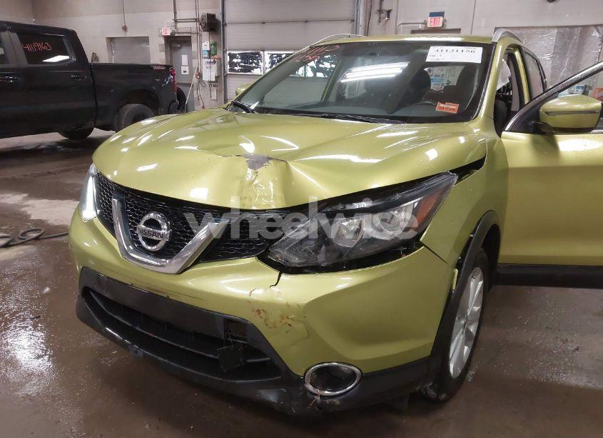 Photo 6 of 2017 Nissan Rogue SPORT SV (VIN JN1BJ1CR7HW106916)
