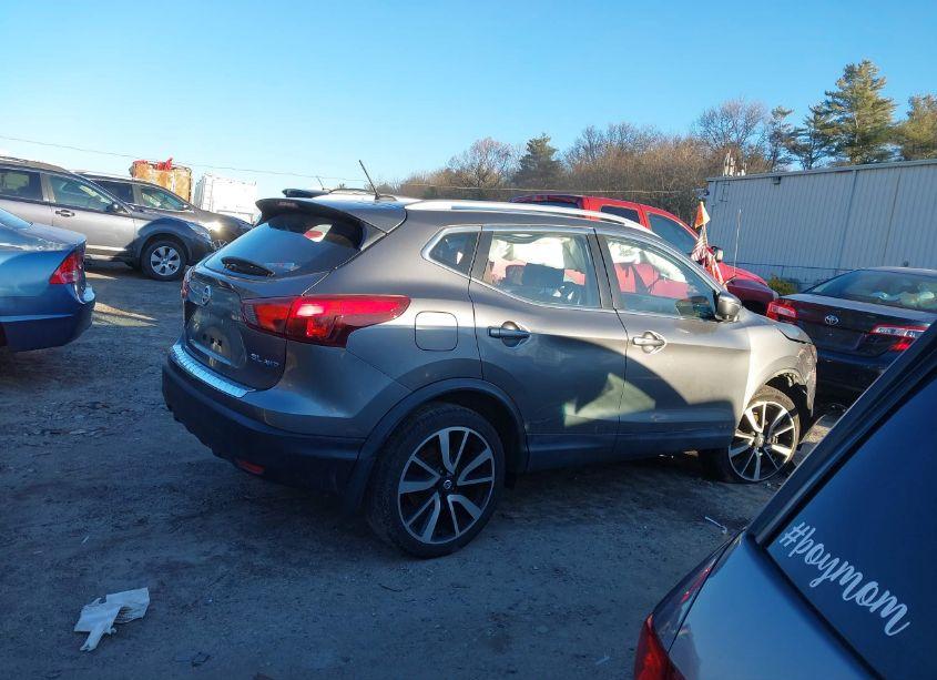 Photo 13 of 2017 Nissan Rogue SPORT SL (VIN JN1BJ1CR7HW116300)