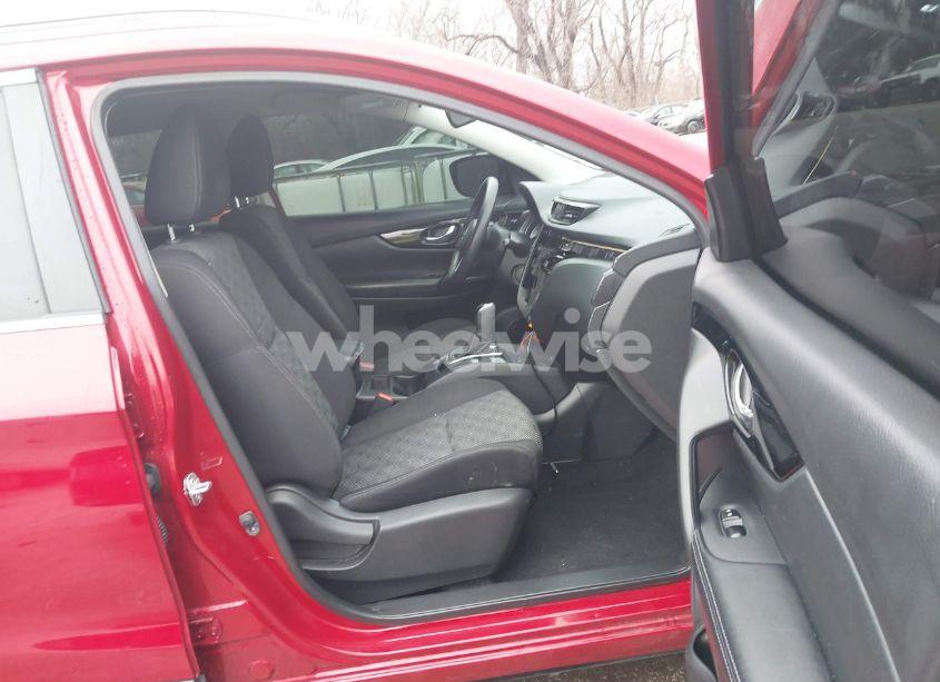 Photo 5 of 2017 Nissan Rogue SPORT SV (VIN JN1BJ1CR7HW117561)