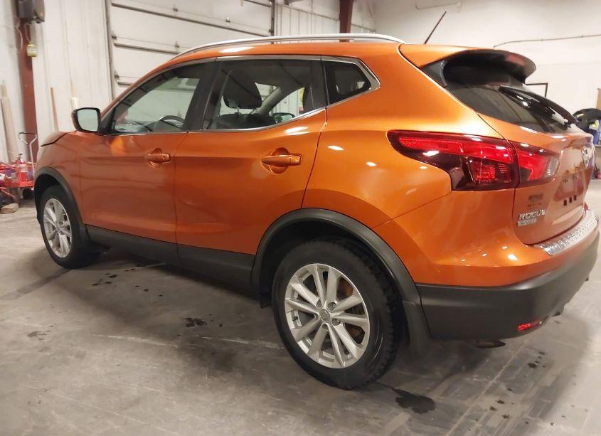 Photo 3 of 2017 Nissan Rogue SPORT SV (VIN JN1BJ1CR7HW128091)