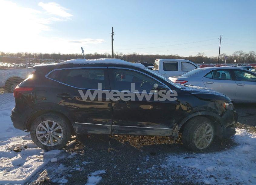 Photo 12 of 2017 Nissan Rogue SPORT S (VIN JN1BJ1CR7HW130083)