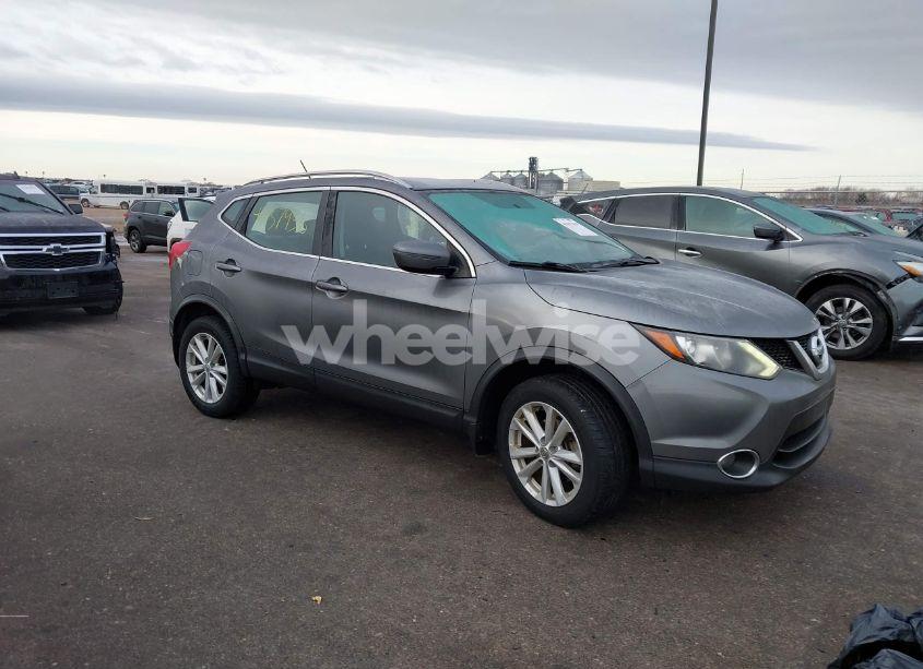 2017 Nissan Rogue SPORT SV (VIN JN1BJ1CR7HW133386) main photo