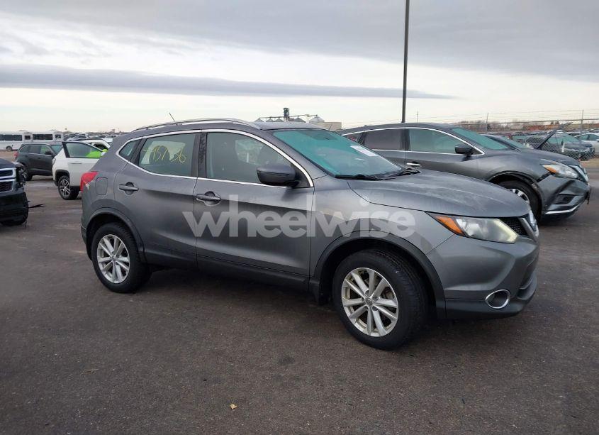 Photo 14 of 2017 Nissan Rogue SPORT SV (VIN JN1BJ1CR7HW133386)