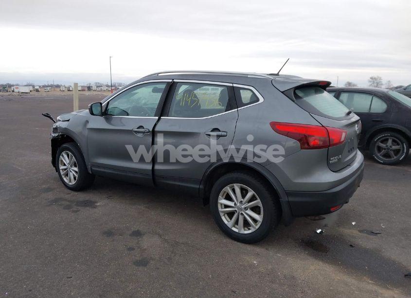 Photo 15 of 2017 Nissan Rogue SPORT SV (VIN JN1BJ1CR7HW133386)