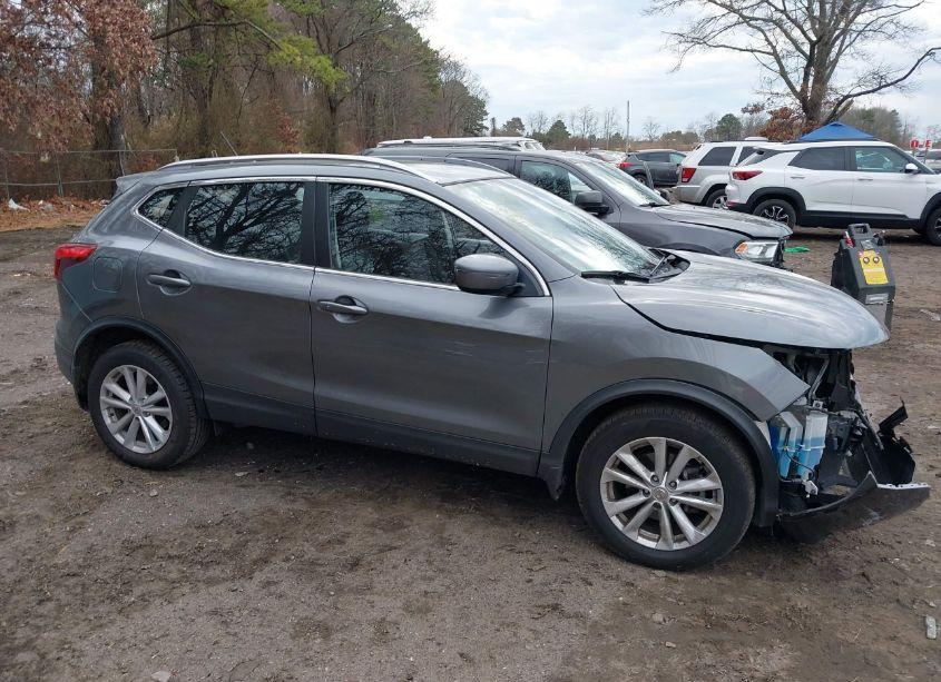 Photo 13 of 2017 Nissan Rogue SPORT SV (VIN JN1BJ1CR7HW144436)