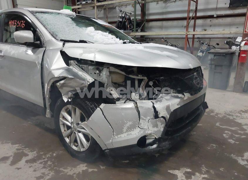 Photo 6 of 2018 Nissan Rogue SPORT S (VIN JN1BJ1CR7JW258538)