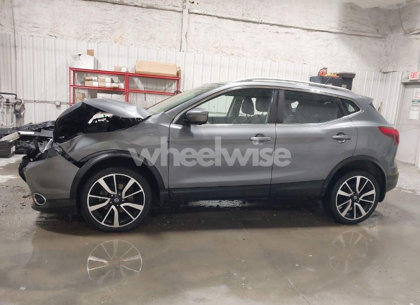 Photo 14 of 2018 Nissan Rogue SPORT SL (VIN JN1BJ1CR7JW282936)
