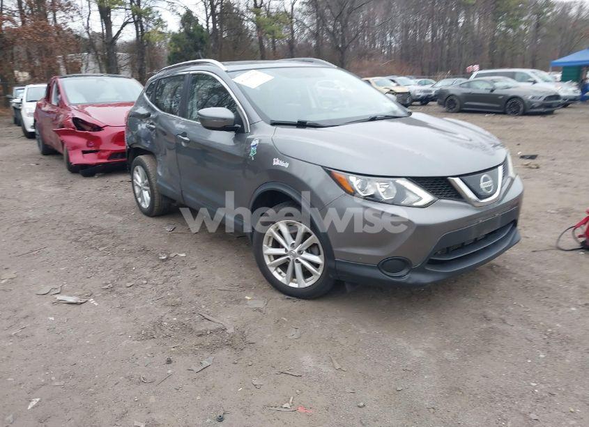 2018 Nissan Rogue SPORT SV (VIN JN1BJ1CR7JW291104) main photo