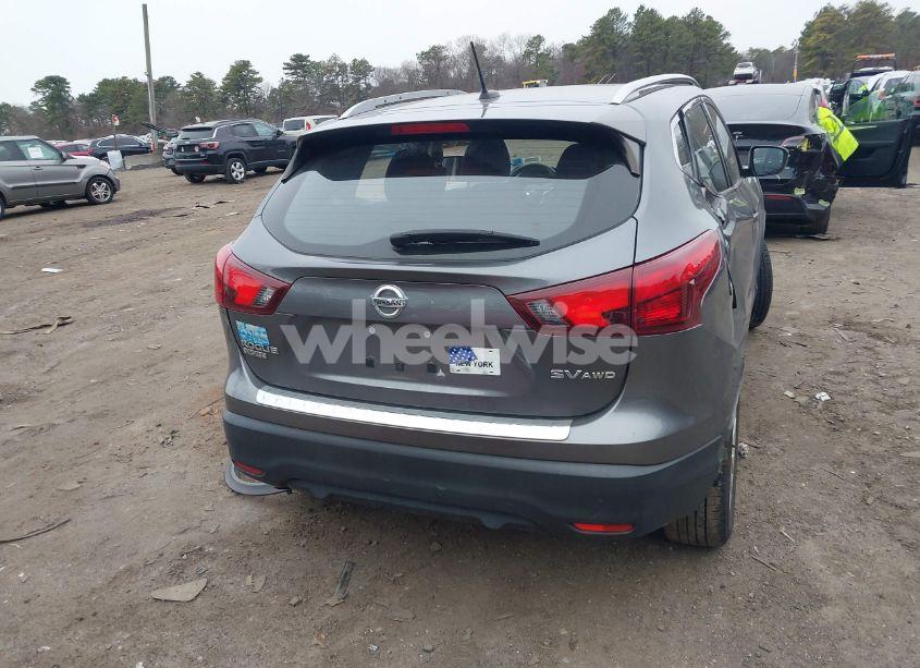 Photo 16 of 2018 Nissan Rogue SPORT SV (VIN JN1BJ1CR7JW291104)