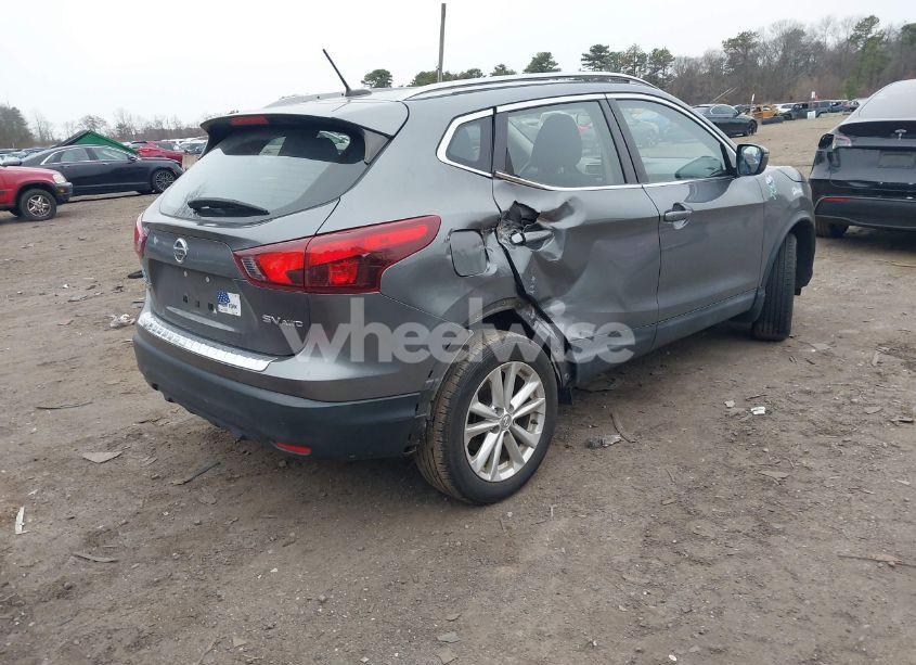 Photo 4 of 2018 Nissan Rogue SPORT SV (VIN JN1BJ1CR7JW291104)