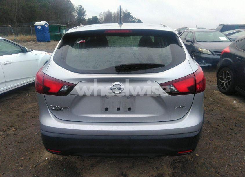 Photo 17 of 2019 Nissan Rogue SPORT S (VIN JN1BJ1CR7KW311577)