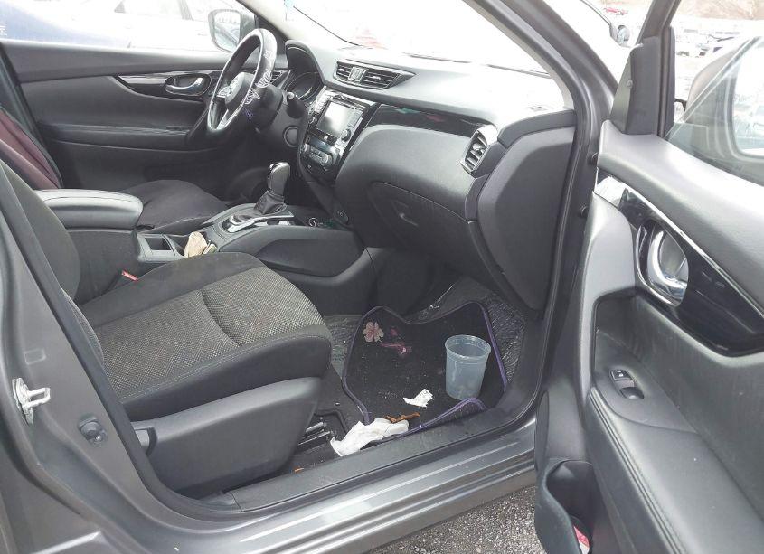 Photo 5 of 2019 Nissan Rogue SPORT SV (VIN JN1BJ1CR7KW320828)