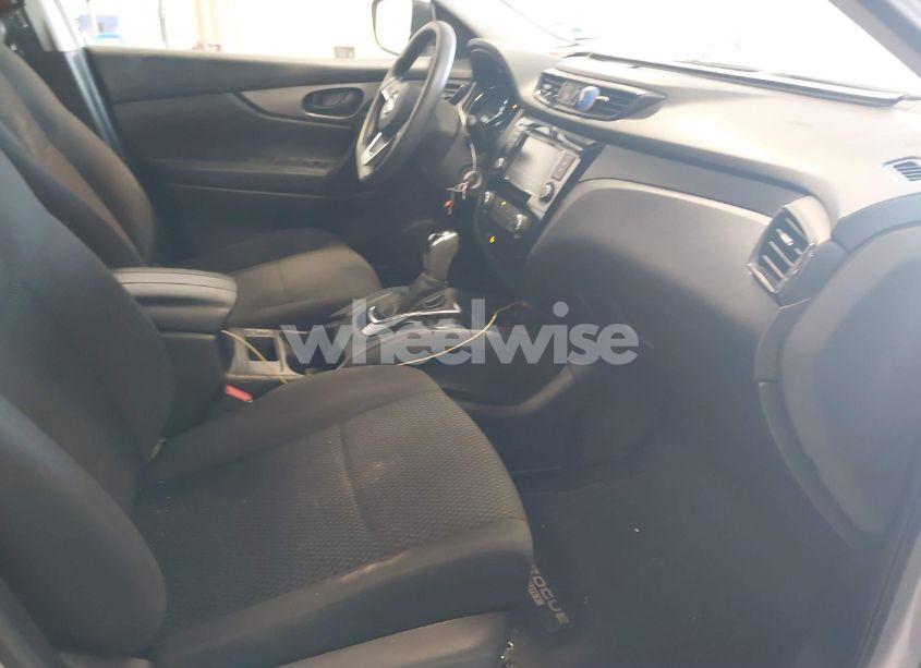 Photo 5 of 2019 Nissan Rogue SPORT S (VIN JN1BJ1CR7KW623284)