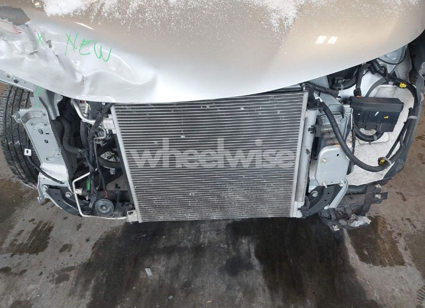 Photo 6 of 2019 Nissan Rogue SPORT S (VIN JN1BJ1CR7KW623284)