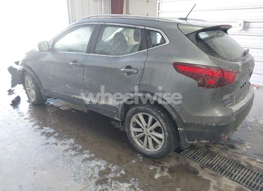 Photo 3 of 2019 Nissan Rogue SPORT SV (VIN JN1BJ1CR7KW627366)