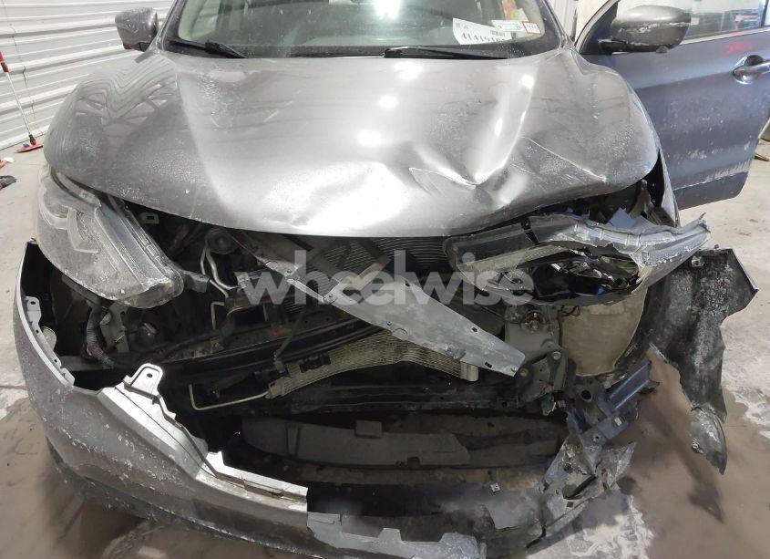 Photo 6 of 2019 Nissan Rogue SPORT SV (VIN JN1BJ1CR7KW627366)