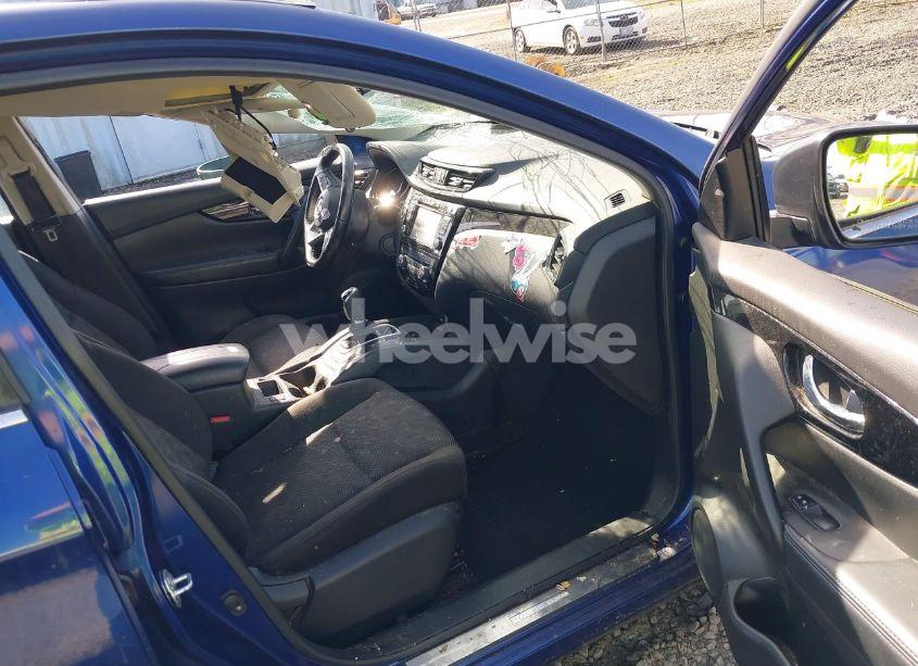 Photo 5 of 2017 Nissan Rogue SPORT SV (VIN JN1BJ1CR8HW101787)