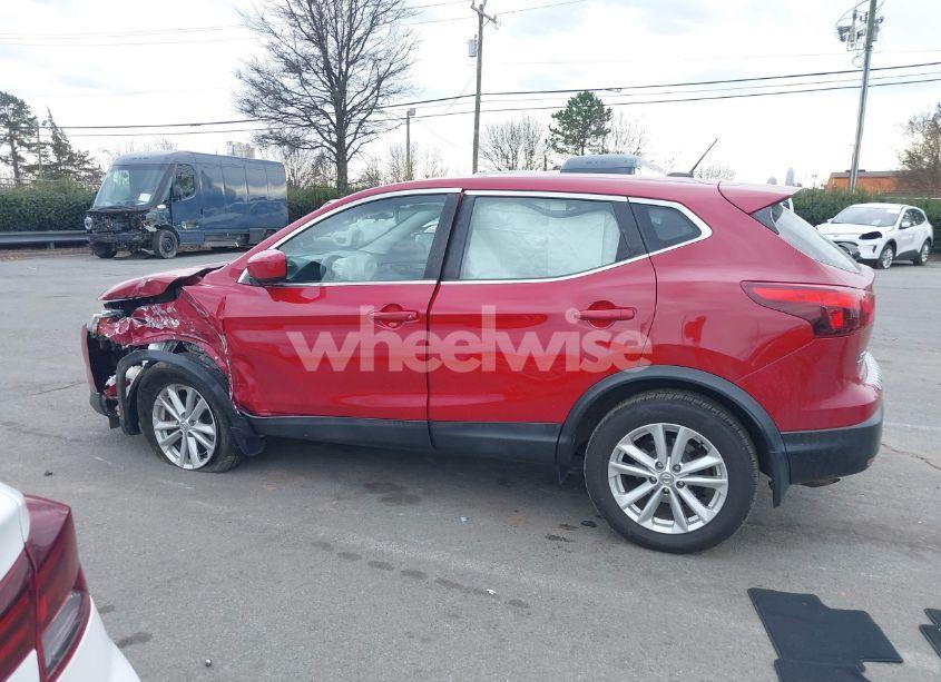 Photo 14 of 2017 Nissan Rogue SPORT S (VIN JN1BJ1CR8HW118654)