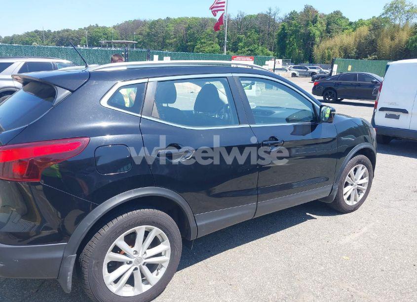 Photo 13 of 2017 Nissan Rogue SPORT SV (VIN JN1BJ1CR8HW119786)