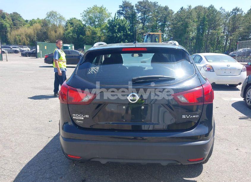 Photo 16 of 2017 Nissan Rogue SPORT SV (VIN JN1BJ1CR8HW119786)