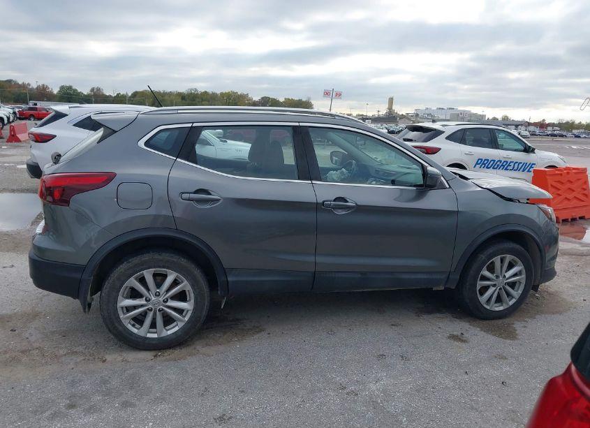 Photo 13 of 2017 Nissan Rogue SPORT SV (VIN JN1BJ1CR8HW121053)