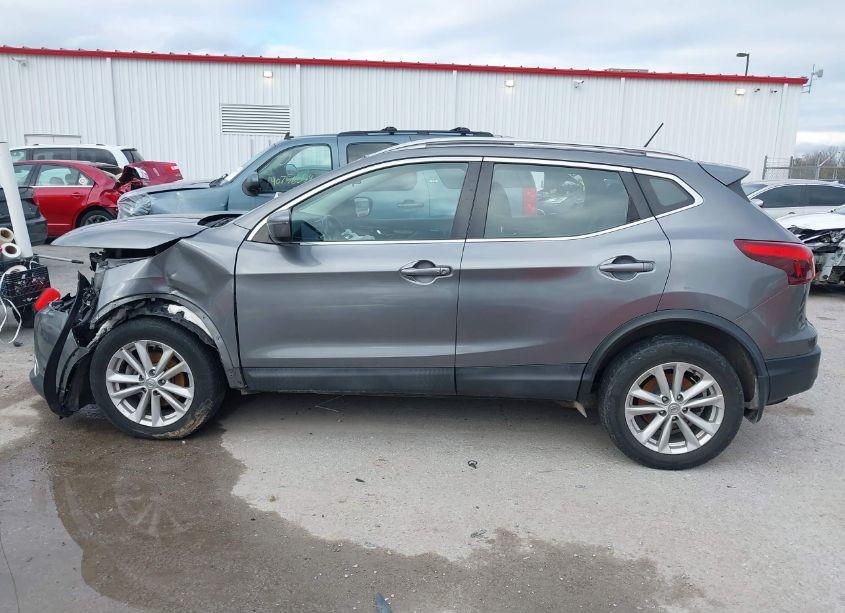 Photo 14 of 2017 Nissan Rogue SPORT SV (VIN JN1BJ1CR8HW121053)