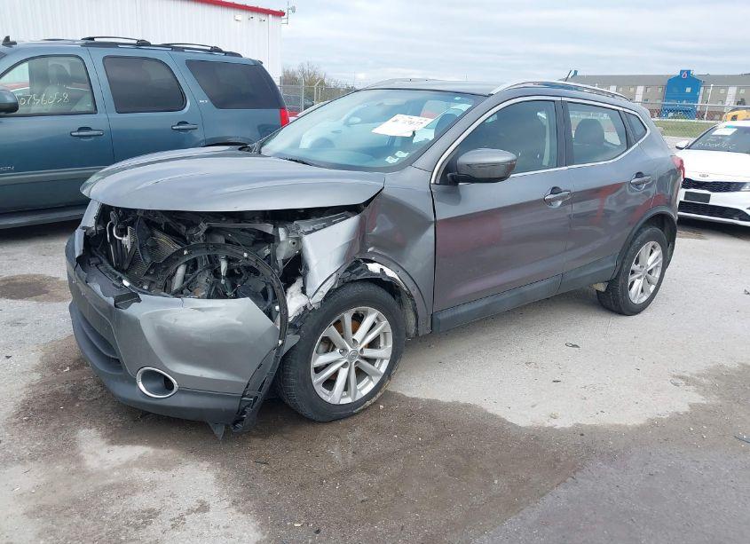 Photo 2 of 2017 Nissan Rogue SPORT SV (VIN JN1BJ1CR8HW121053)