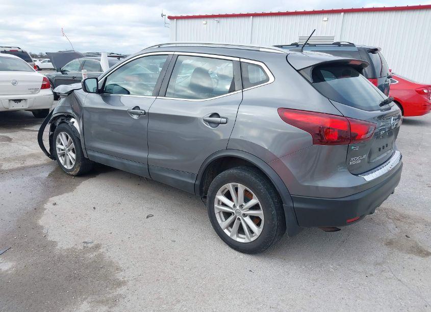 Photo 3 of 2017 Nissan Rogue SPORT SV (VIN JN1BJ1CR8HW121053)