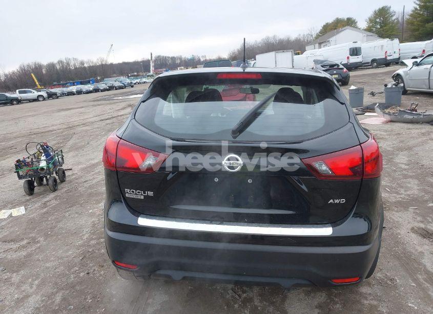 Photo 16 of 2017 Nissan Rogue SPORT S (VIN JN1BJ1CR8HW122929)