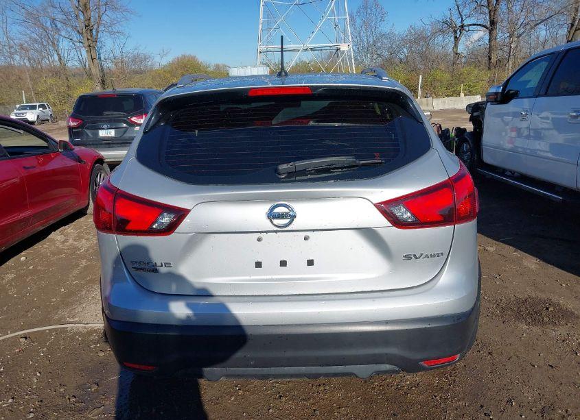 Photo 16 of 2017 Nissan Rogue SPORT SV (VIN JN1BJ1CR8HW132957)