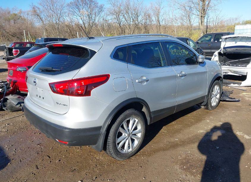 Photo 4 of 2017 Nissan Rogue SPORT SV (VIN JN1BJ1CR8HW132957)