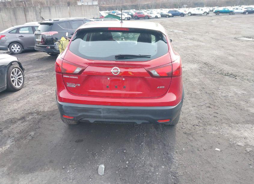 Photo 16 of 2018 Nissan Rogue SPORT S (VIN JN1BJ1CR8JW251257)