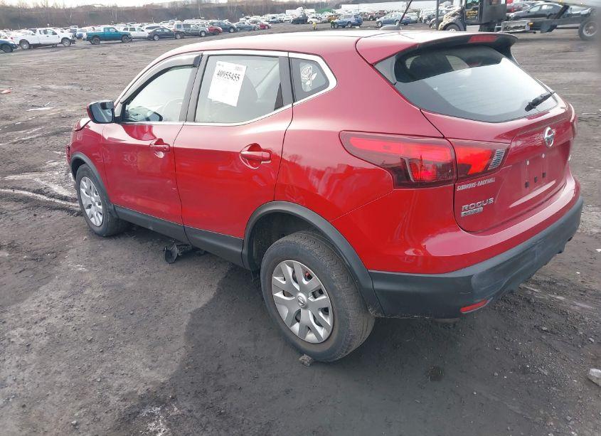 Photo 3 of 2018 Nissan Rogue SPORT S (VIN JN1BJ1CR8JW251257)