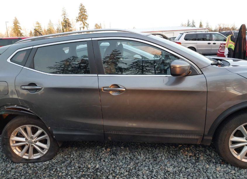 Photo 13 of 2018 Nissan Rogue SPORT SV (VIN JN1BJ1CR8JW257852)