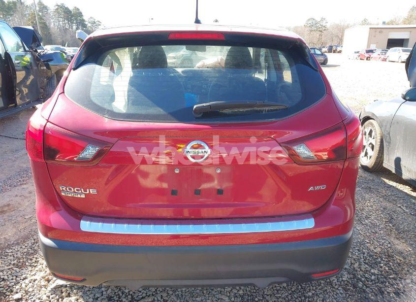 Photo 16 of 2018 Nissan Rogue SPORT S (VIN JN1BJ1CR8JW286073)