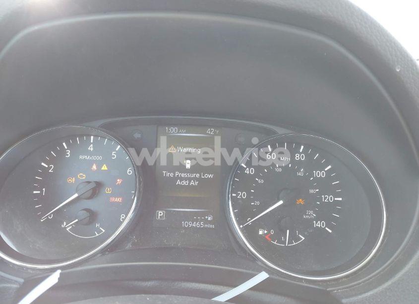 Photo 7 of 2018 Nissan Rogue SPORT S (VIN JN1BJ1CR8JW286073)