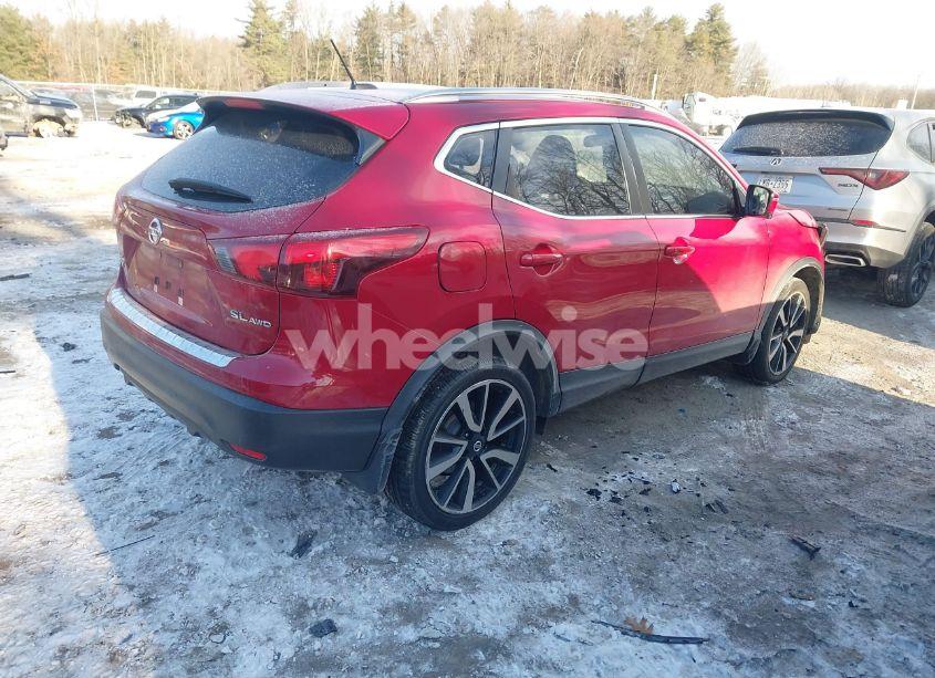 Photo 4 of 2018 Nissan Rogue SPORT SL (VIN JN1BJ1CR8JW287756)