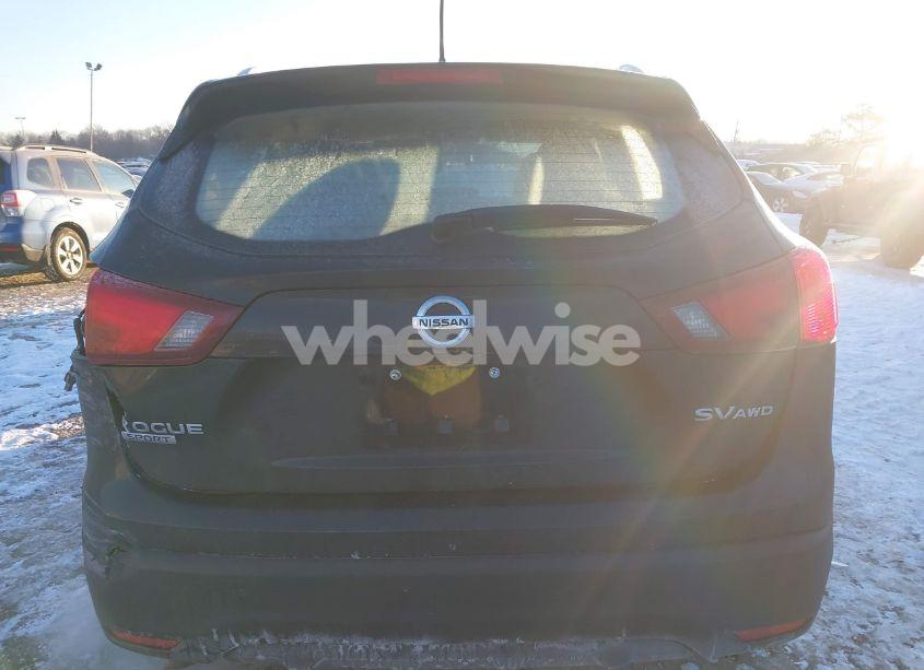 Photo 16 of 2018 Nissan Rogue SPORT SV (VIN JN1BJ1CR8JW294237)