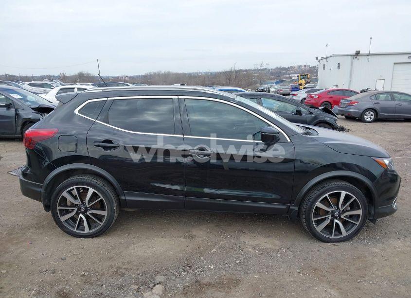 Photo 13 of 2018 Nissan Rogue SPORT SL (VIN JN1BJ1CR8JW294335)