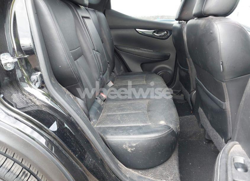 Photo 8 of 2018 Nissan Rogue SPORT SL (VIN JN1BJ1CR8JW294335)