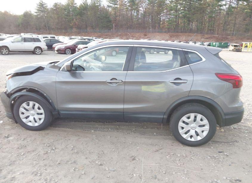 Photo 14 of 2019 Nissan Rogue SPORT S (VIN JN1BJ1CR8KW313581)