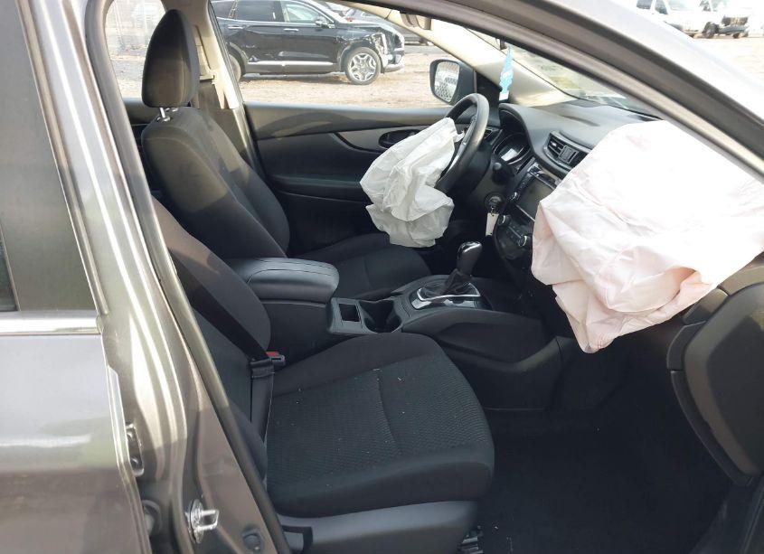 Photo 5 of 2019 Nissan Rogue SPORT S (VIN JN1BJ1CR8KW313581)