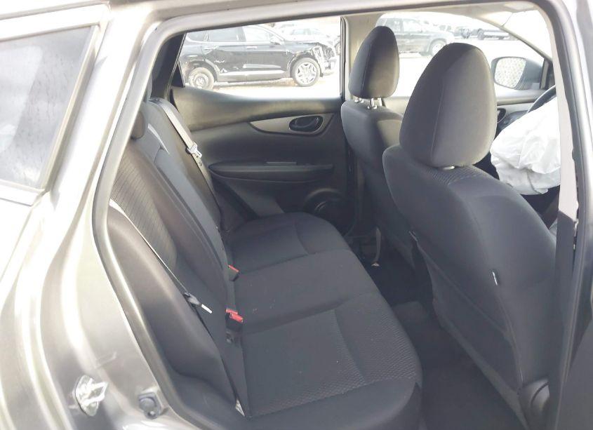 Photo 8 of 2019 Nissan Rogue SPORT S (VIN JN1BJ1CR8KW313581)